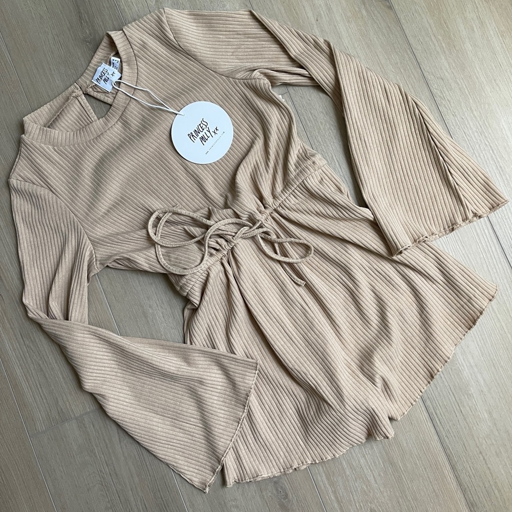 NWT! Princess Polly Bell sleeve romper